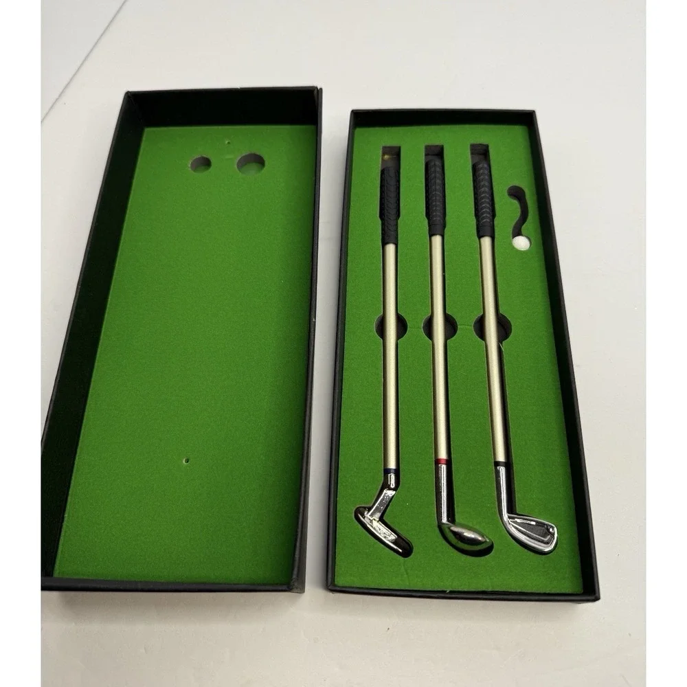 Desk Golf Pen Gift Set – Mini Putting Green‎ Box – Missing 1 Ball